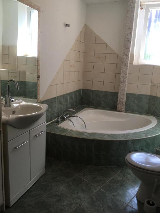 Zimmer In Kaiserslautern Eksteriør bilde
